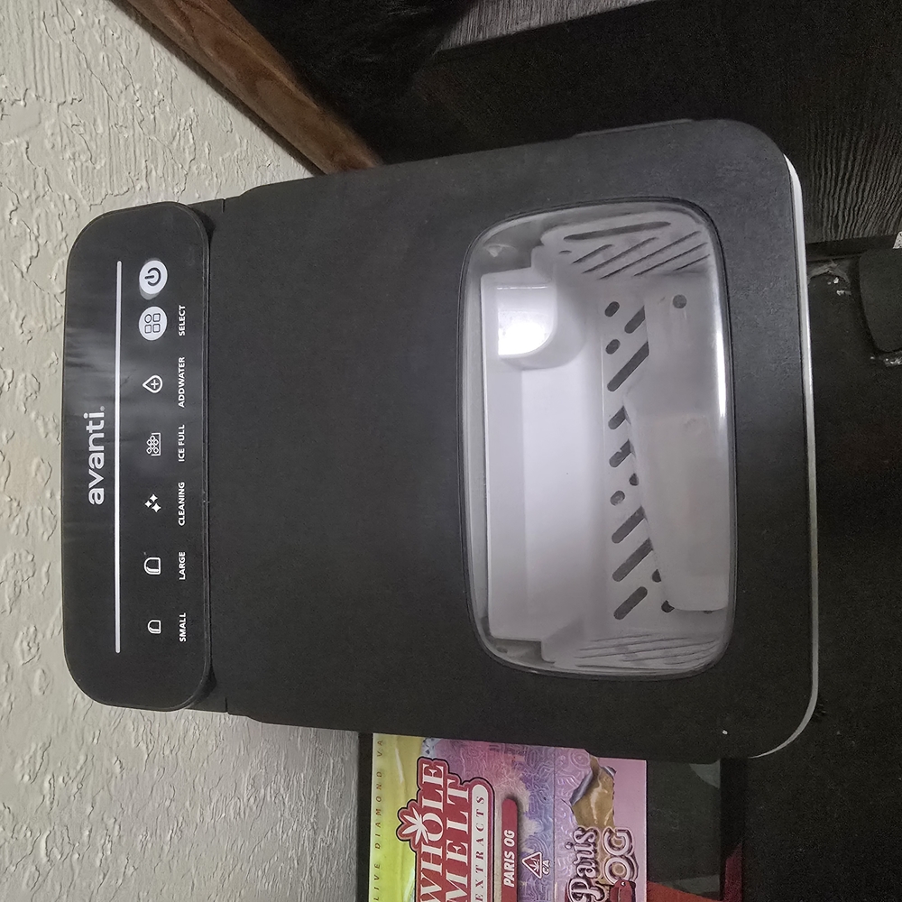 Avanti Black Countertop Ice Maker